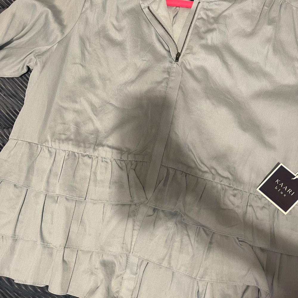 Jacket - Picture 2 of 4